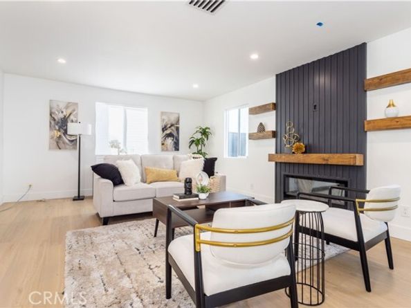 16235 Plummer, North Hills (los Angeles) CA 91343