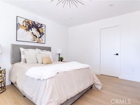 16235 Plummer, North Hills (los Angeles) CA 91343