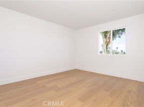 16235 Plummer, North Hills (los Angeles) CA 91343