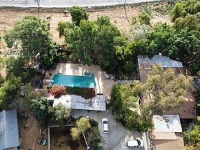 9522 La Canada, Sunland (los Angeles) CA 91040