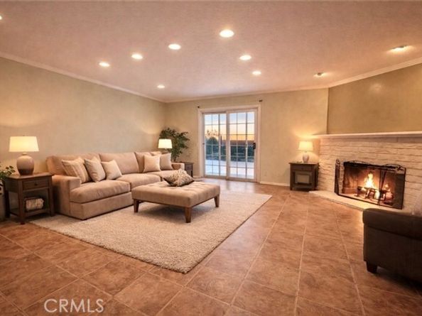 23837 Welby, West Hills (los Angeles) CA 91307