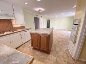 23837 Welby, West Hills (los Angeles) CA 91307