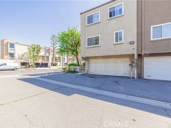 21901 Lassen Street 155, Chatsworth (los Angeles) CA 91311