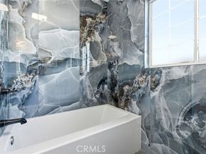 18114 Schoenborn, Northridge (los Angeles) CA 91325