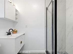 18114 Schoenborn, Northridge (los Angeles) CA 91325