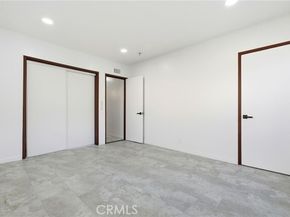 18114 Schoenborn, Northridge (los Angeles) CA 91325