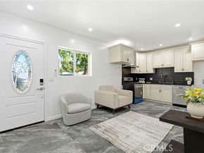 18114 Schoenborn, Northridge (los Angeles) CA 91325