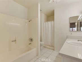 19545 Sherman Way 47, Reseda (los Angeles) CA 91335