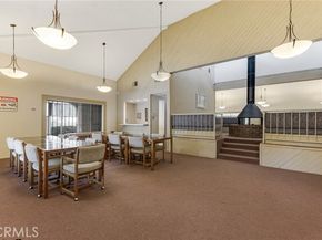 19545 Sherman Way 47, Reseda (los Angeles) CA 91335