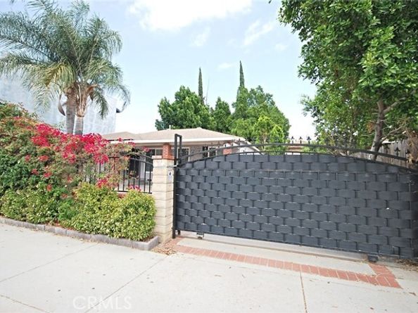 10622 Zelzah, Granada Hills (los Angeles) CA 91344