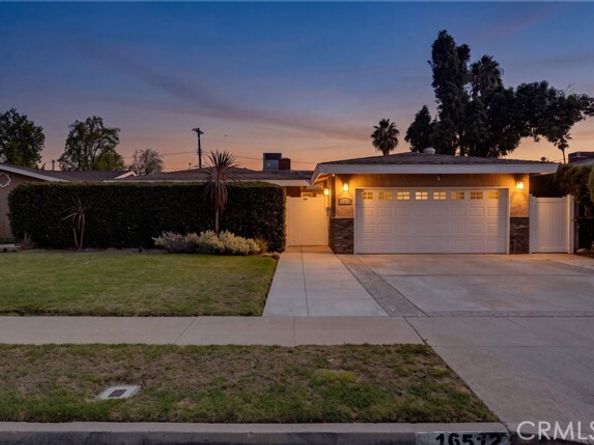 16512 Tupper, North Hills (los Angeles) CA 91343