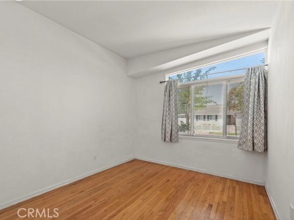 17156 Bullock Street, Encino (los Angeles) CA 91316