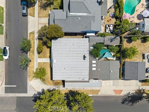 17156 Bullock Street, Encino (los Angeles) CA 91316