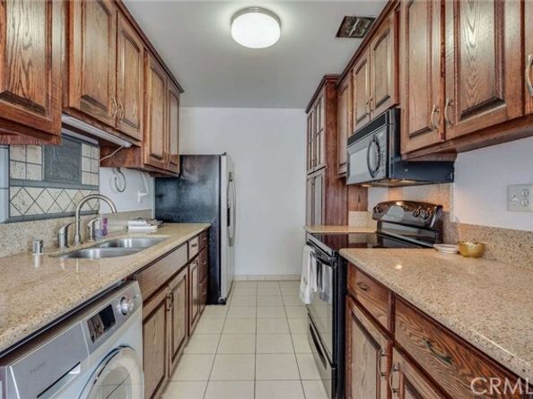 5400 Newcastle Avenue 56, Encino (los Angeles) CA 91316