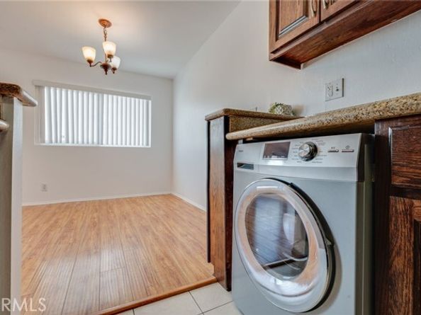 5400 Newcastle Avenue 56, Encino (los Angeles) CA 91316