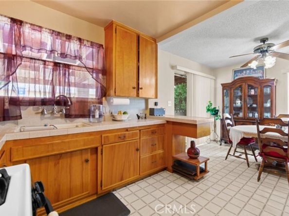 7400 Lubao Avenue, Winnetka (los Angeles) CA 91306