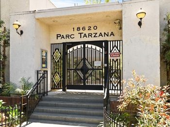 18620 Hatteras Street