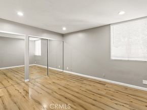 18620 Hatteras Street 223, Tarzana (los Angeles) CA 91356