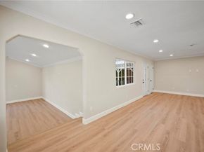 13358 Blythe Street, North Hollywood (los Angeles) CA 91605