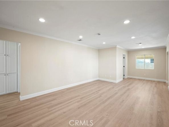 13358 Blythe Street, North Hollywood (los Angeles) CA 91605