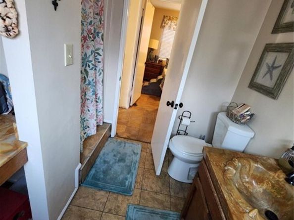 7419 Farralone Avenue, Canoga Park (los Angeles) CA 91303