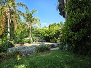 15901 Lassen Street, North Hills (los Angeles) CA 91343