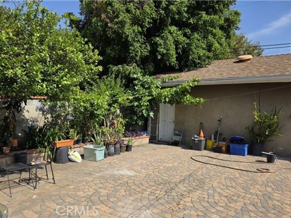 15901 Lassen Street, North Hills (los Angeles) CA 91343