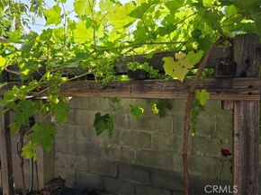 15901 Lassen Street, North Hills (los Angeles) CA 91343