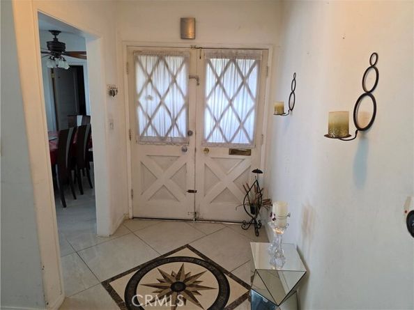 15901 Lassen Street, North Hills (los Angeles) CA 91343
