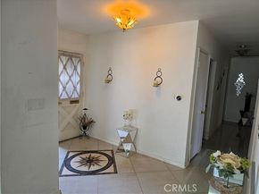 15901 Lassen Street, North Hills (los Angeles) CA 91343