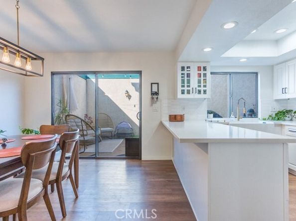 15230 Roxford Street 44, Sylmar (los Angeles) CA 91342