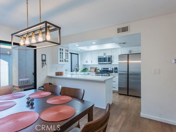 15230 Roxford Street 44, Sylmar (los Angeles) CA 91342