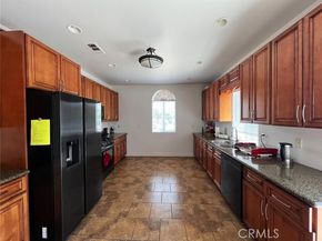 14370 Lanark Street, Panorama City (los Angeles) CA 91402