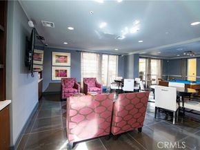 21301 Erwin Street 237, Woodland Hills (los Angeles) CA 91367