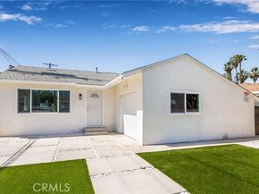 22016 Schoolcraft Street, Canoga Park (los Angeles) CA 91303