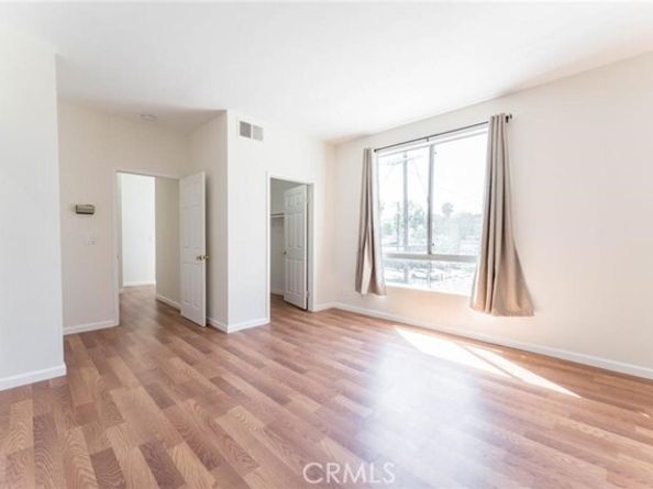 14948 Moorpark Street, Sherman Oaks (los Angeles) CA 91403