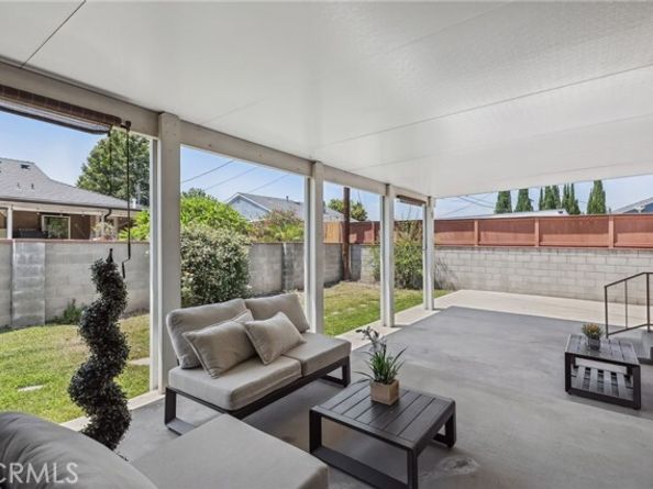 6515 Amigo Avenue, Reseda (los Angeles) CA 91335