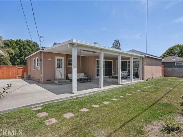 6515 Amigo Avenue, Reseda (los Angeles) CA 91335
