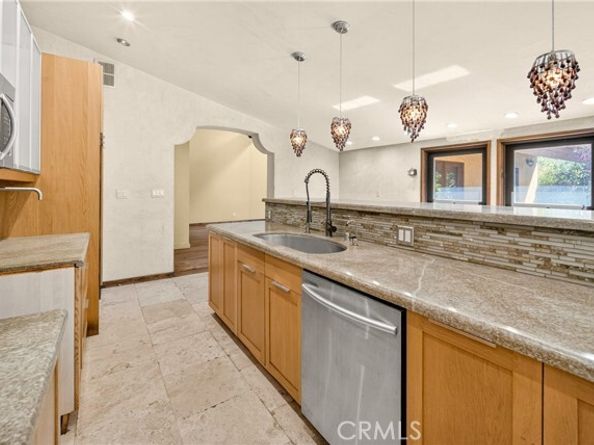 14720 Valerio, Van Nuys (los Angeles) CA 91405