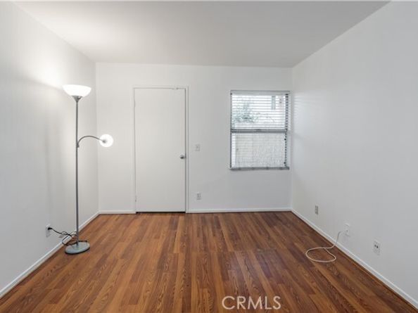 20253 Keswick Street 103, Winnetka (los Angeles) CA 91306