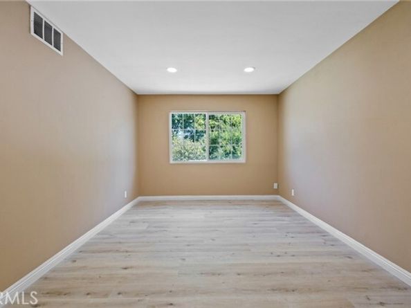 16511 Halsey, Granada Hills (los Angeles) CA 91344