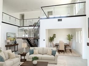 20568 Edgewood, Chatsworth (los Angeles) CA 91311