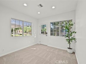 10132 Wish Avenue, Northridge (los Angeles) CA 91325