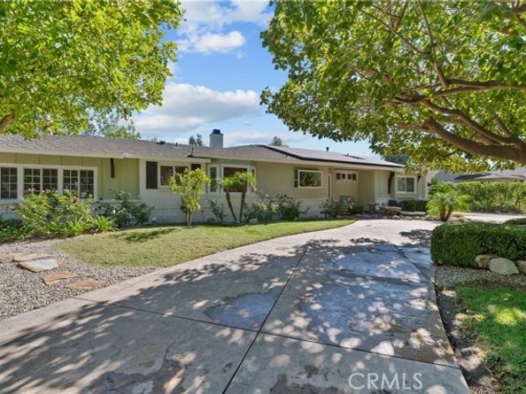 10132 Wish Avenue, Northridge (los Angeles) CA 91325