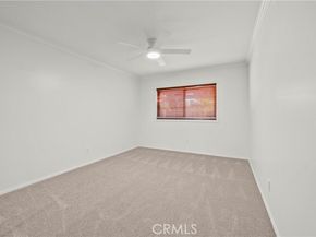 10132 Wish Avenue, Northridge (los Angeles) CA 91325