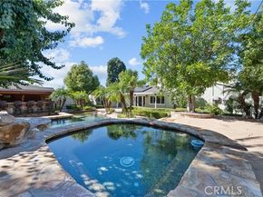 10132 Wish Avenue, Northridge (los Angeles) CA 91325