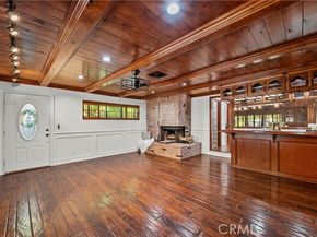 10132 Wish Avenue, Northridge (los Angeles) CA 91325