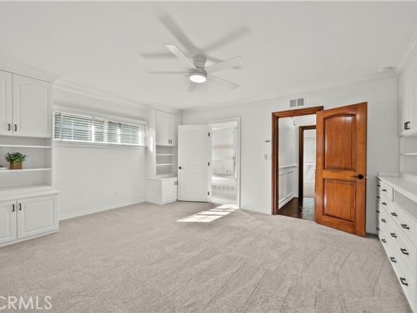 10132 Wish Avenue, Northridge (los Angeles) CA 91325