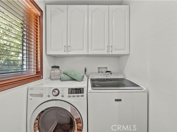 10132 Wish Avenue, Northridge (los Angeles) CA 91325