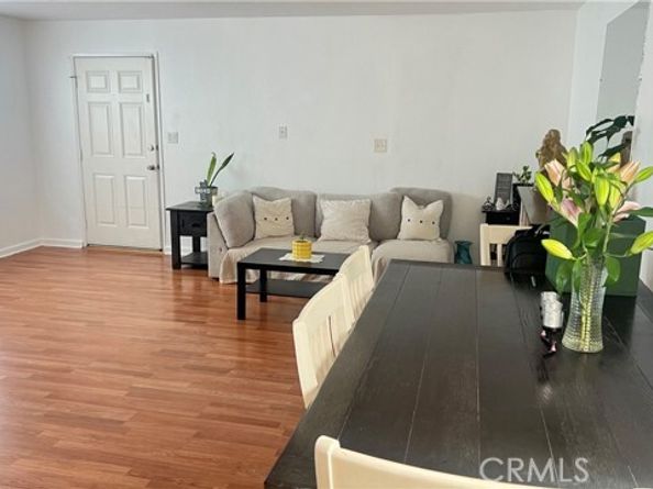 13059 Pierce Street, Pacoima (los Angeles) CA 91331